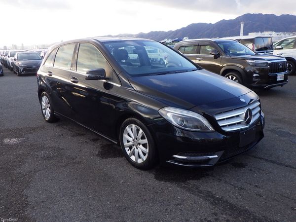 Mercedes-Benz B-Class MPV, Petrol, 2014, Black