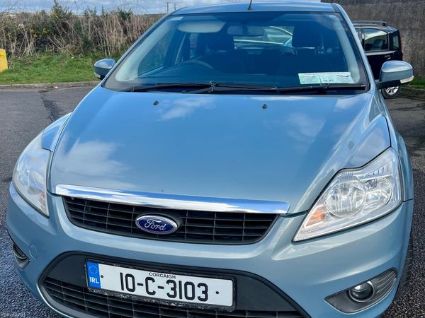 Ford Focus Hatchback, Diesel, 2010, Grey
