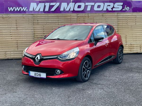 Renault Clio Hatchback, Petrol, 2016, Red