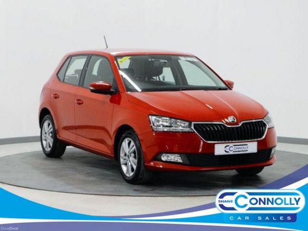 Skoda Fabia Hatchback, Petrol, 2021, Red