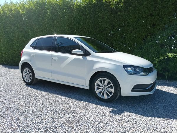 Volkswagen Polo Hatchback, Petrol, 2016, White