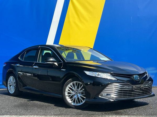 Toyota Camry Saloon, Petrol Hybrid, 2018, Black