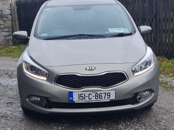 Kia Ceed Hatchback, Diesel, 2015, Silver
