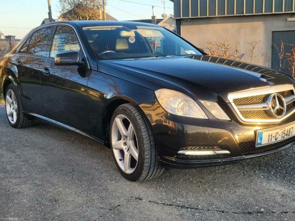Mercedes-Benz E-Class Saloon, Diesel, 2011, Black