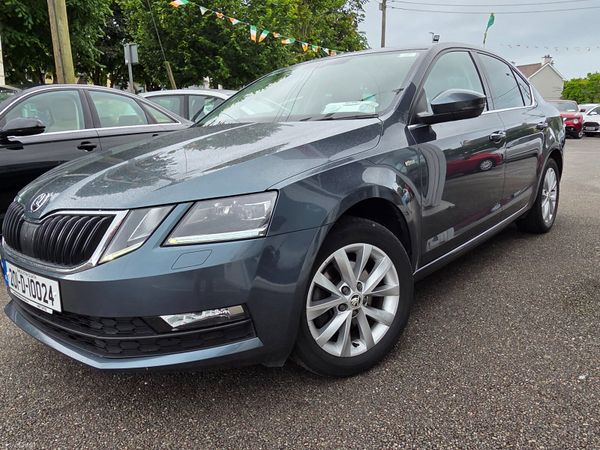 Skoda Octavia Saloon, Petrol, 2020, Grey