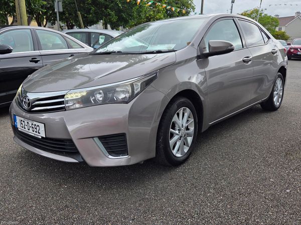 Toyota Corolla Saloon, Diesel, 2015, Bronze
