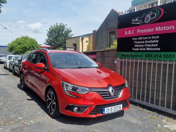 Renault Megane Estate, Diesel, 2017, Red