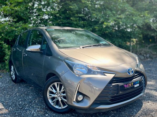 Toyota Yaris MPV, Petrol, 2019, Grey