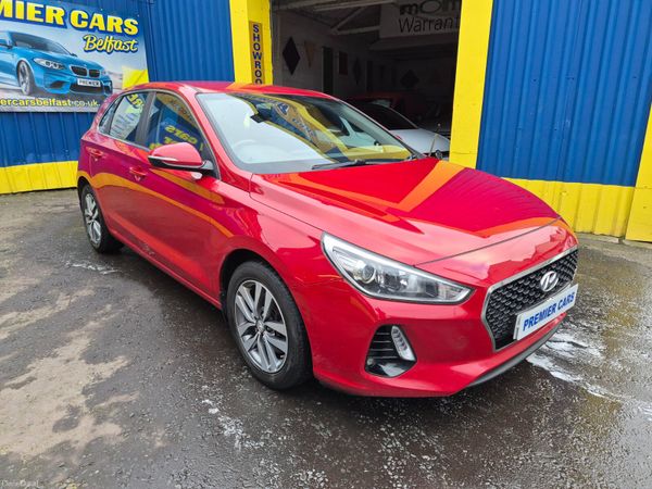 Hyundai i30 Hatchback, Petrol, 2018, Red