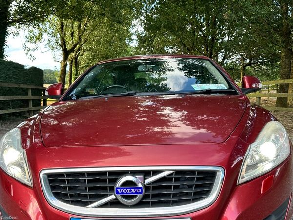 Volvo C70 Convertible, Diesel, 2012, Red