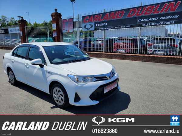 Toyota Corolla Saloon, Petrol Hybrid, 2019, White
