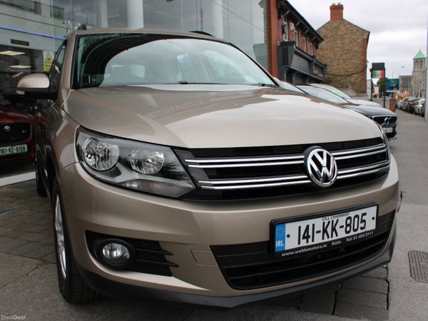 Volkswagen Tiguan SUV, Diesel, 2014, Brown