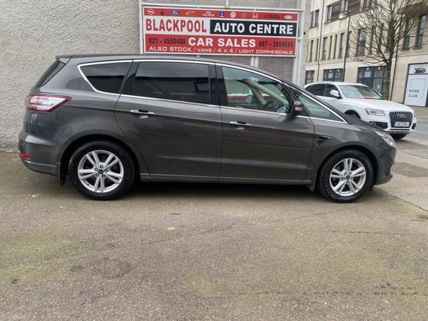 Ford S-Max MPV, Diesel, 2018, Grey