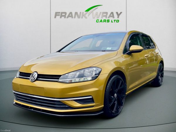 Volkswagen Golf Hatchback, Diesel, 2018, Yellow