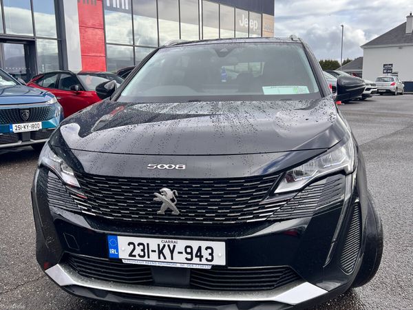 Peugeot 5008 MPV, Diesel, 2023, Black