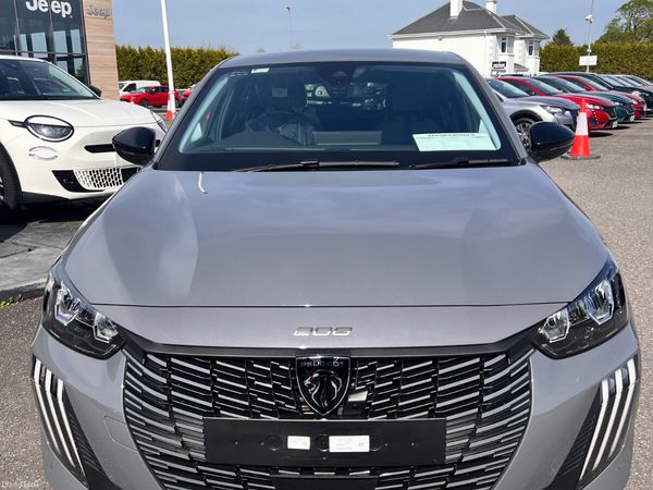 Peugeot 208 Hatchback, Petrol Hybrid, 2025, Grey