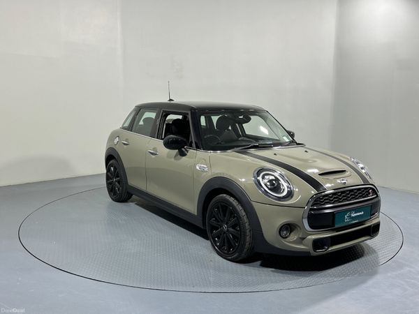 Mini Cooper Hatchback, Petrol, 2020, Grey