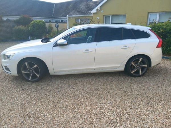 Volvo V60 Estate, Petrol, 2014, White