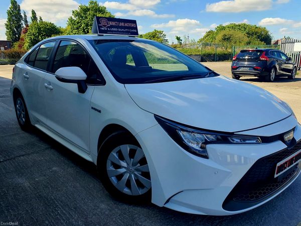 Toyota Corolla Saloon, Petrol Hybrid, 2019, White