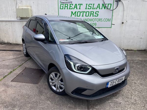 Honda Fit Hatchback, Petrol Hybrid, 2022, Silver