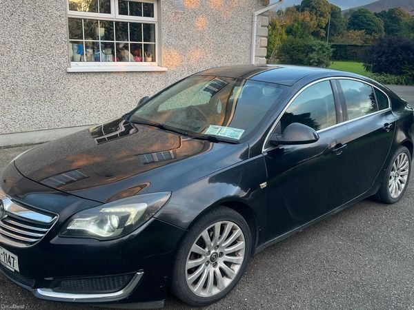 Vauxhall Insignia Hatchback, Diesel, 2014, Black