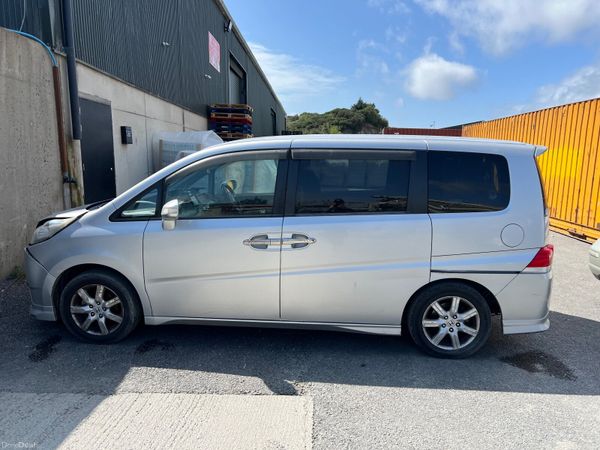 Honda Stepwagon MPV, Petrol, 2007, Silver