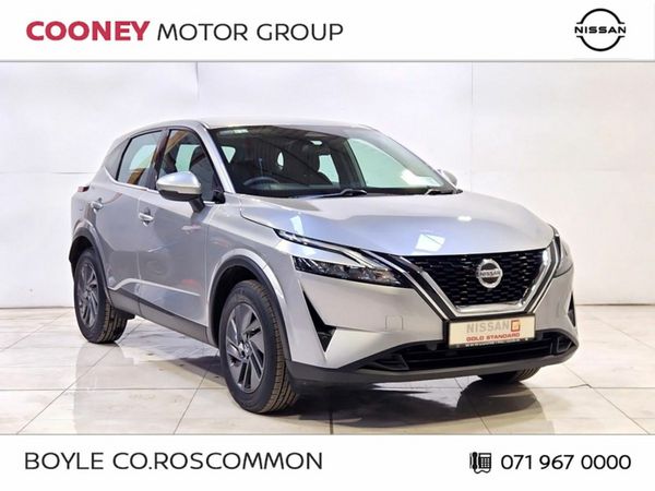 Nissan Qashqai MPV, Petrol, 2023, Grey