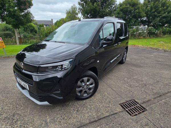 Vauxhall Combo MPV, Electric, 2024, Black