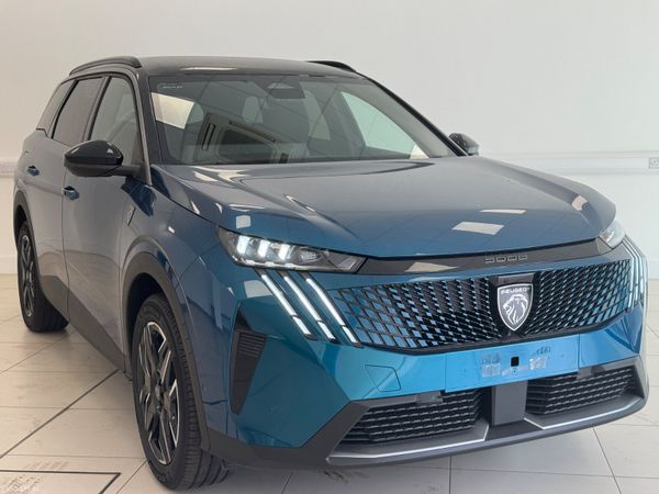 Peugeot 5008 MPV, Petrol, 2025, Blue