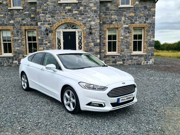 Other Other Saloon, Petrol, 2017, White