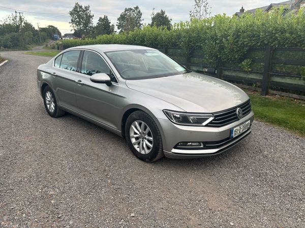 Volkswagen Passat Saloon, Diesel, 2015, Silver