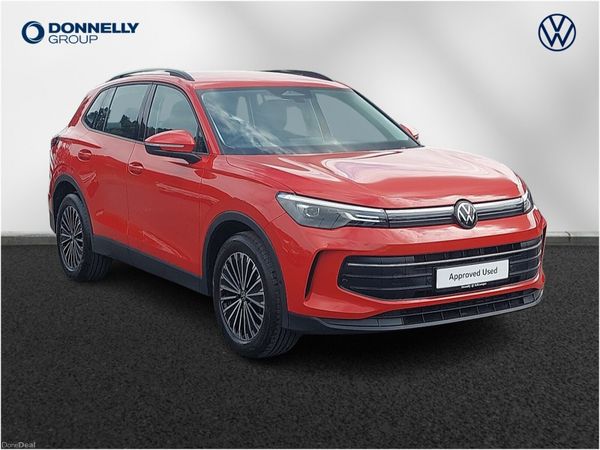 Volkswagen Tiguan Estate, Petrol, 2024, Red