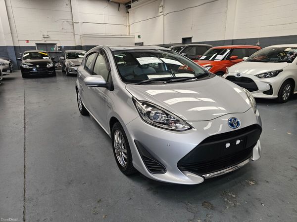 Toyota Aqua Hatchback, Petrol Hybrid, 2020, Silver