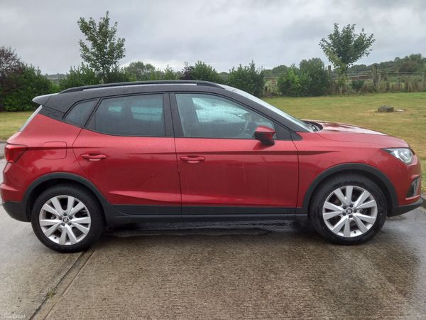 SEAT Arona SUV, Petrol, 2021, Red