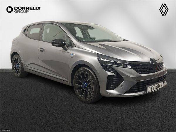 Renault Clio Hatchback, Petrol, 2025, 