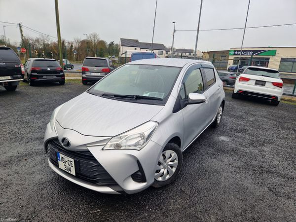 Toyota Yaris Hatchback, Petrol, 2018, Silver