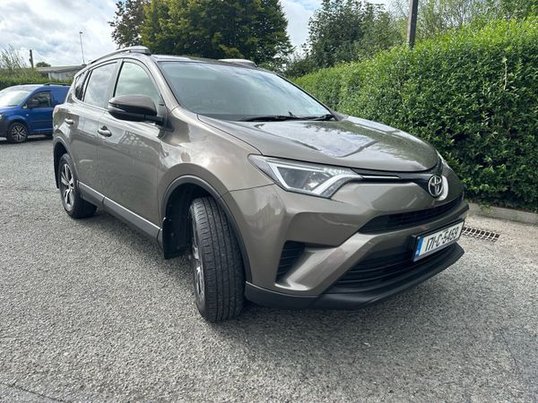 Toyota RAV4 SUV, Diesel, 2017, Brown