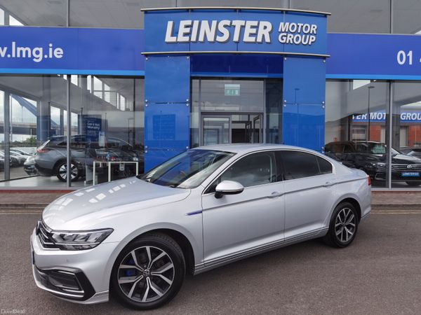 Volkswagen Passat Saloon, Petrol Plug-in Hybrid, 2021, Silver