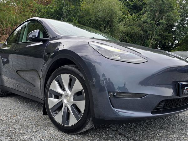 Tesla Model Y MPV, Electric, 2022, Grey
