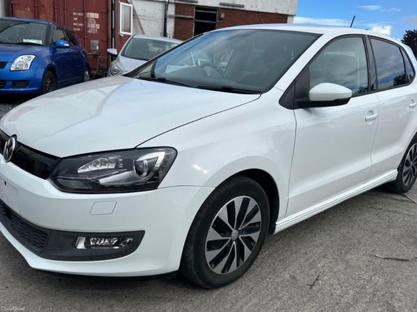 Volkswagen Polo Hatchback, Petrol, 2016, White