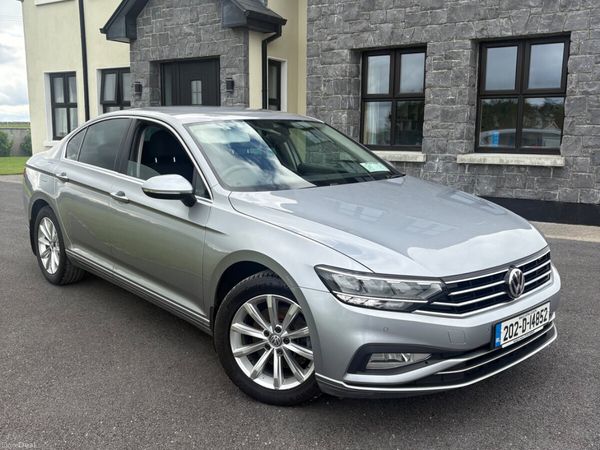Volkswagen Passat Saloon, Diesel, 2020, Grey