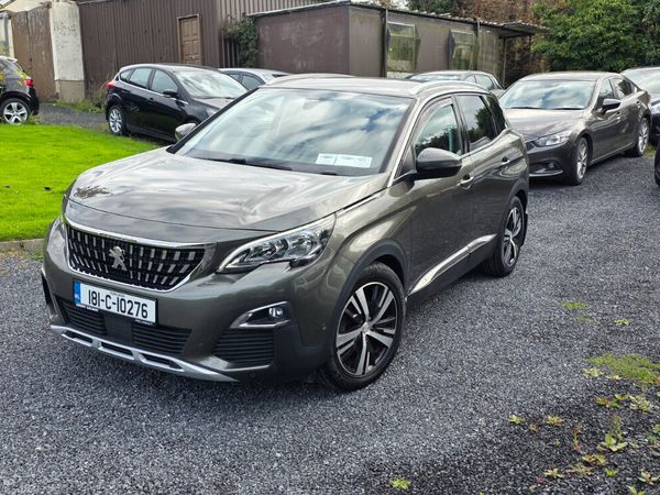 Peugeot 3008 MPV, Petrol, 2018, Grey