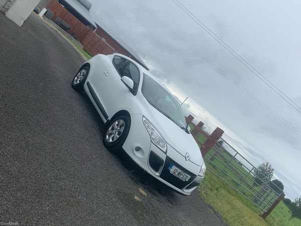 Renault Megane Coupe, Diesel, 2012, White