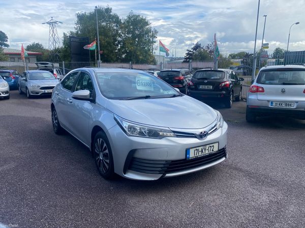 Toyota Corolla Saloon, Petrol, 2017, Grey