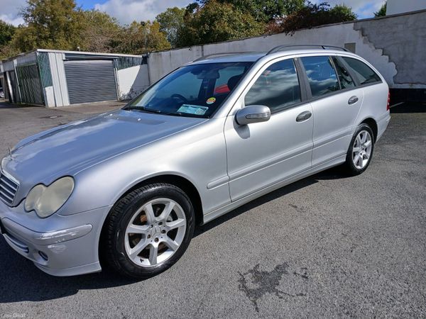Mercedes-Benz C-Class Estate, Petrol, 2007, Silver