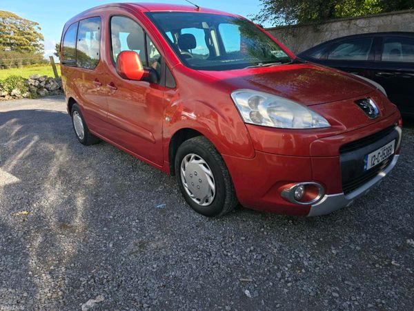 Peugeot Partner Tepee MPV, Diesel, 2012, Red