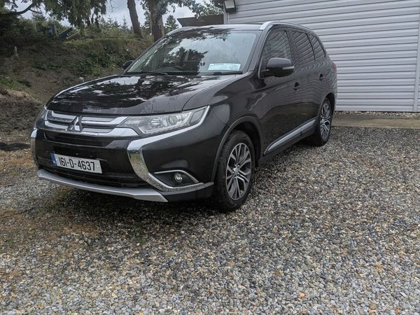 Mitsubishi Outlander SUV, Diesel, 2016, Black