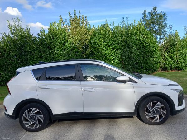 Hyundai Bayon Estate/Jeep, Petrol, 2024, White