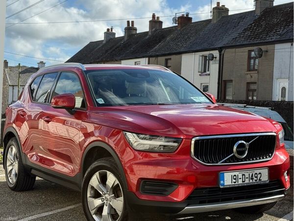 Volvo XC40 Estate/Jeep, Petrol, 2019, Orange