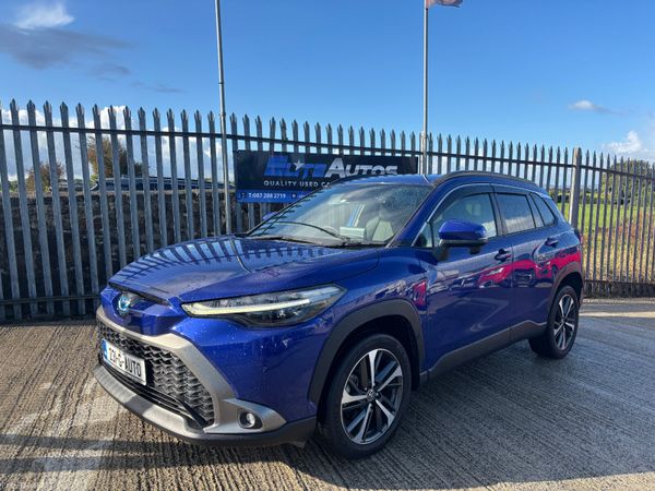 Toyota Corolla Cross Hatchback, Petrol Hybrid, 2023, Blue